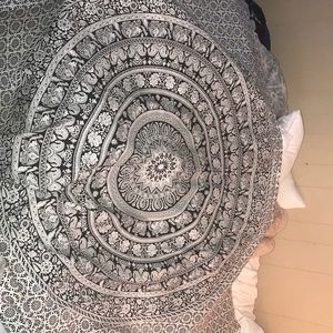 TAPESTRY BLACK AND WHITE